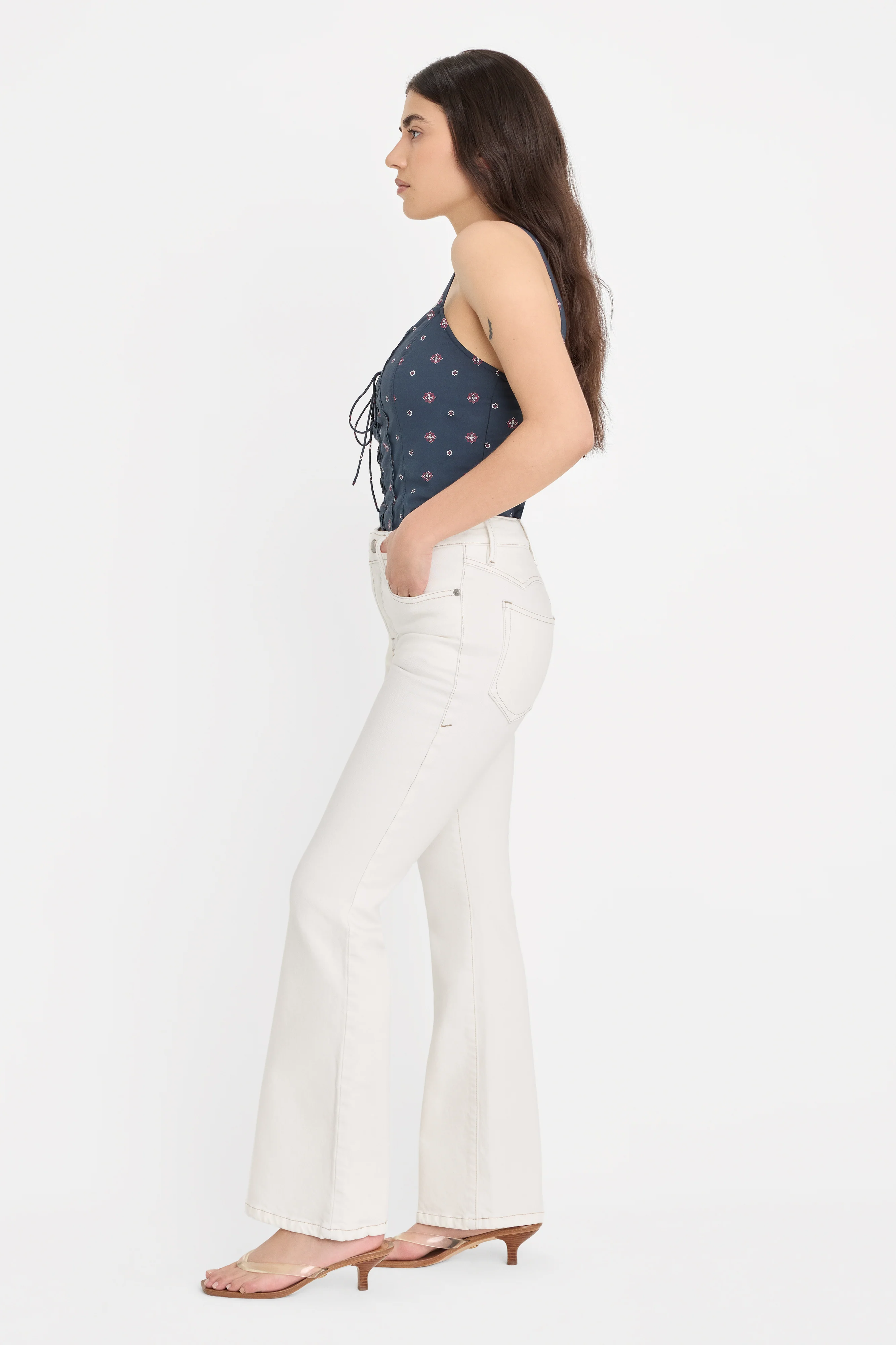 DOLLY JOLEANS PETITE FLARE JEANS | VINTAGE WHITE - Image 4