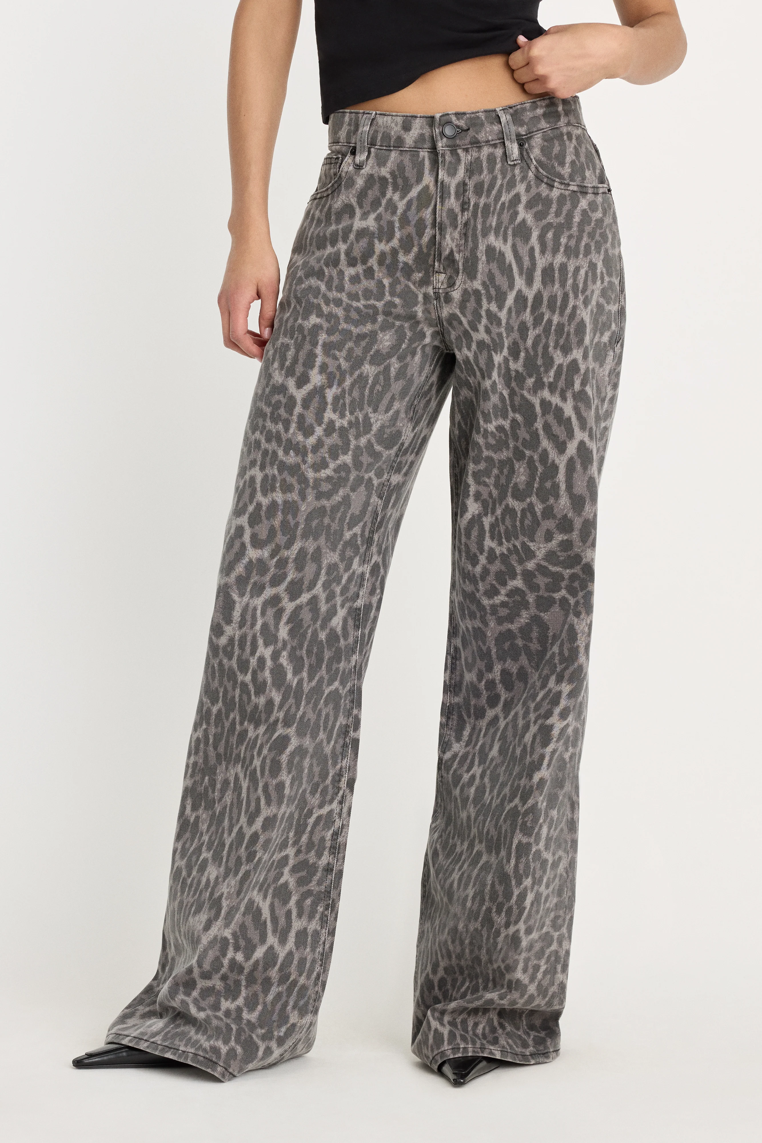 GOOD EASE LEOPARD JEANS | GREY LUCKY LEOPARD - Image 2