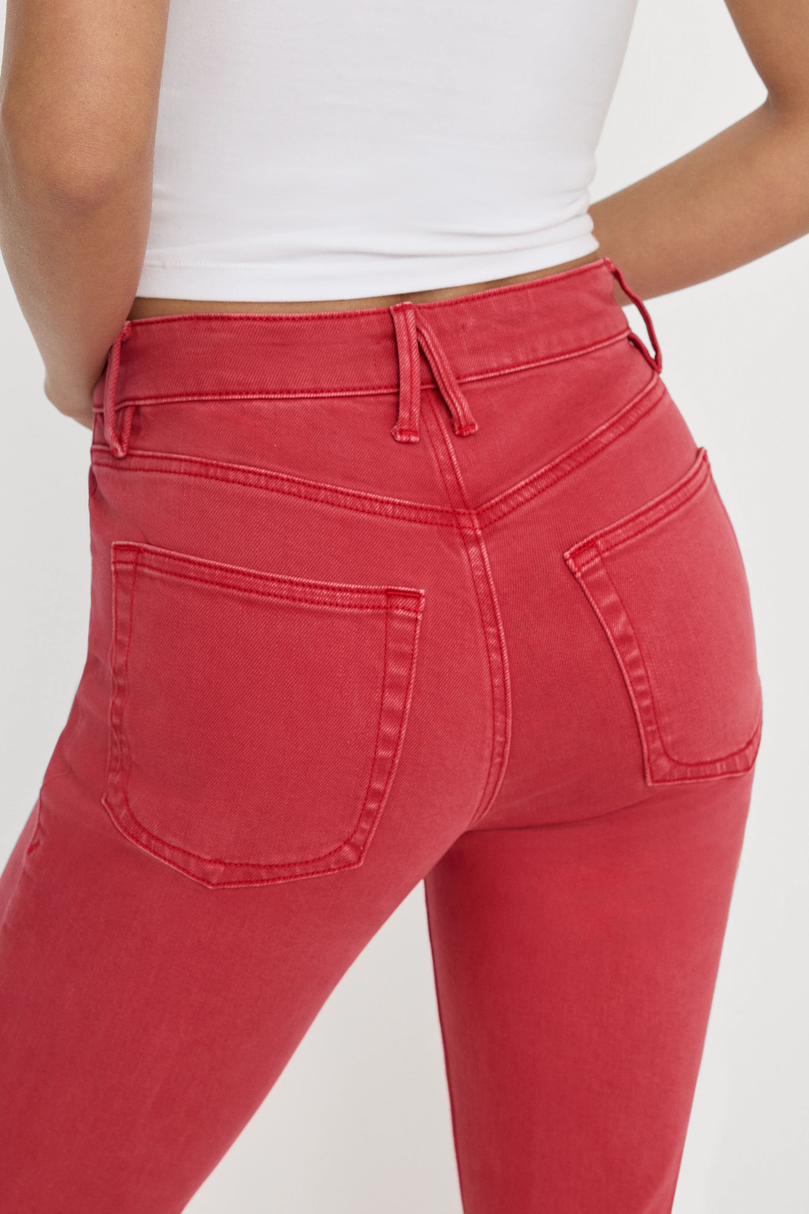 GOOD ICON ANKLE JEANS | CHERRY RED - Image 6