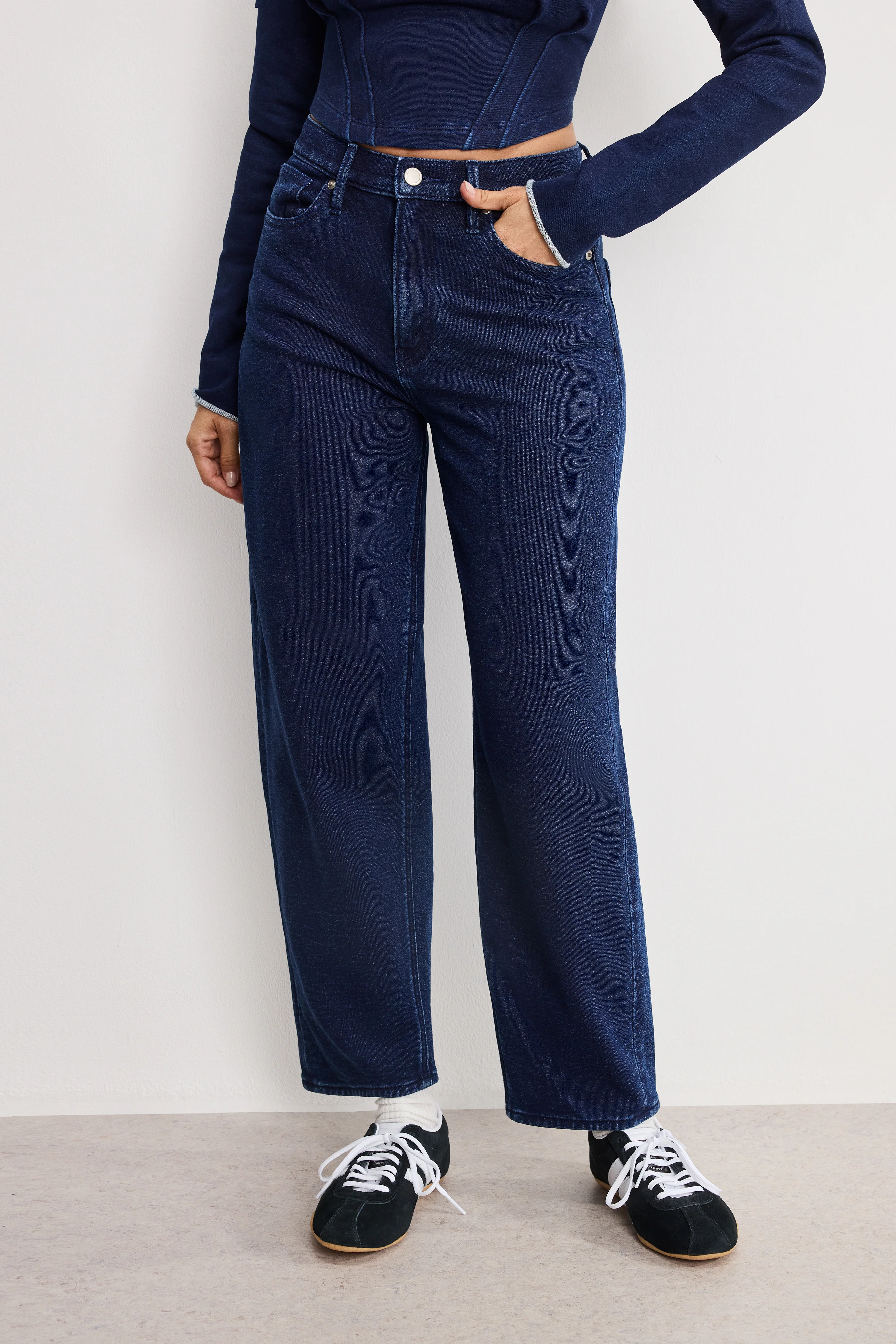 JEANIUS BARREL SWEATPANTS | INDIGO1029