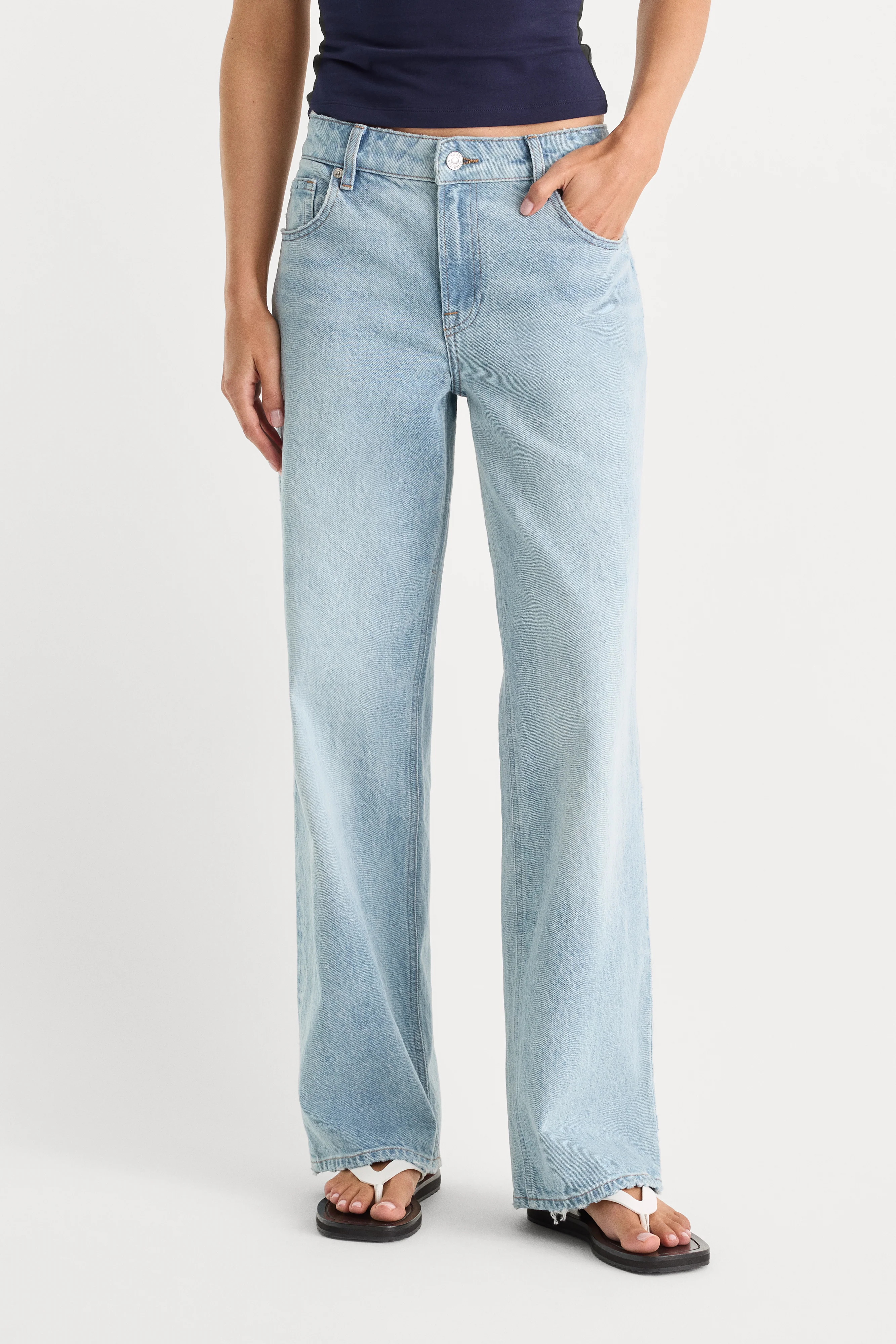LOW RELAXED STRAIGHT JEANS | INDIGO1220 - Image 2