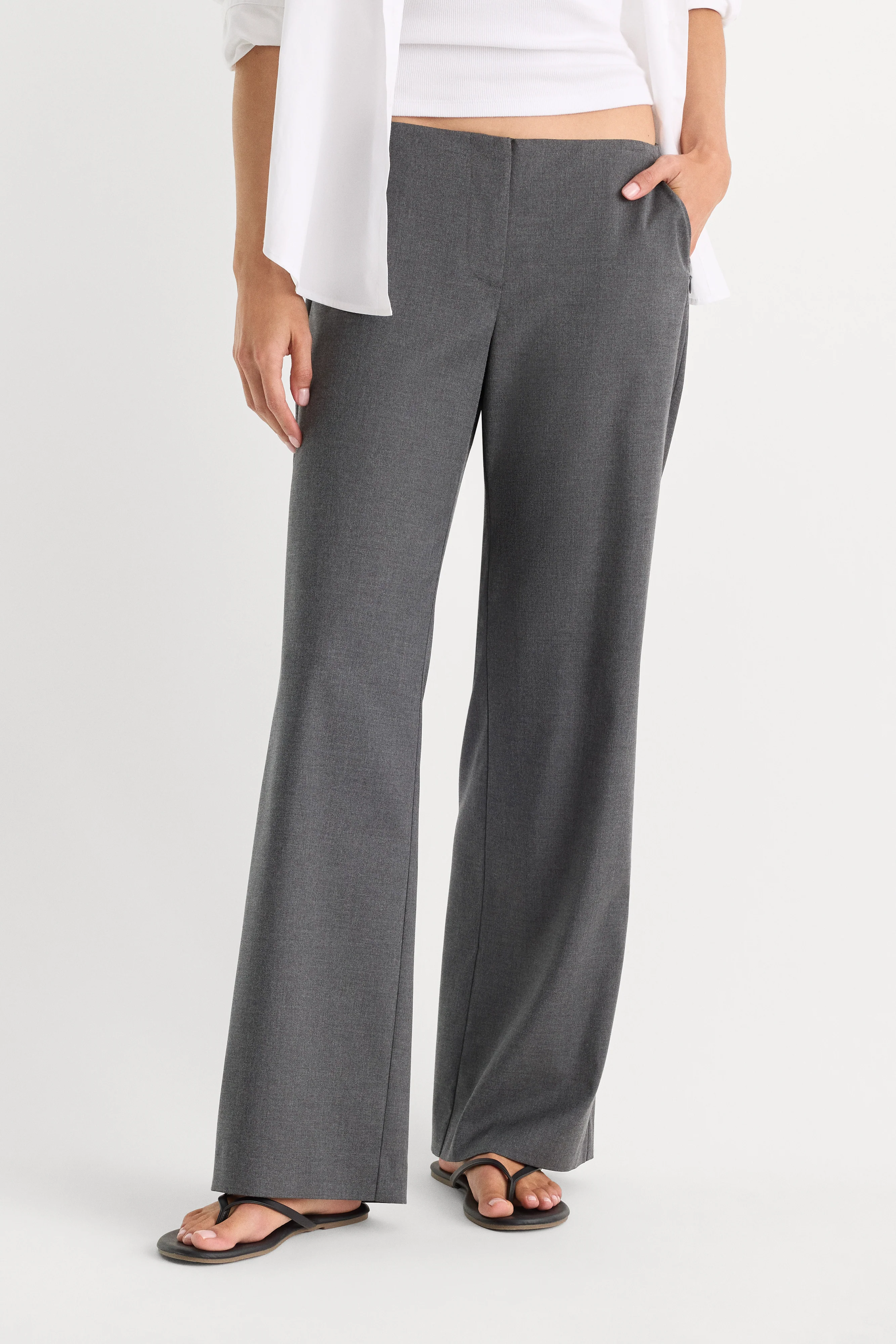 THE LOW RISE TROUSER | ASH - Image 2