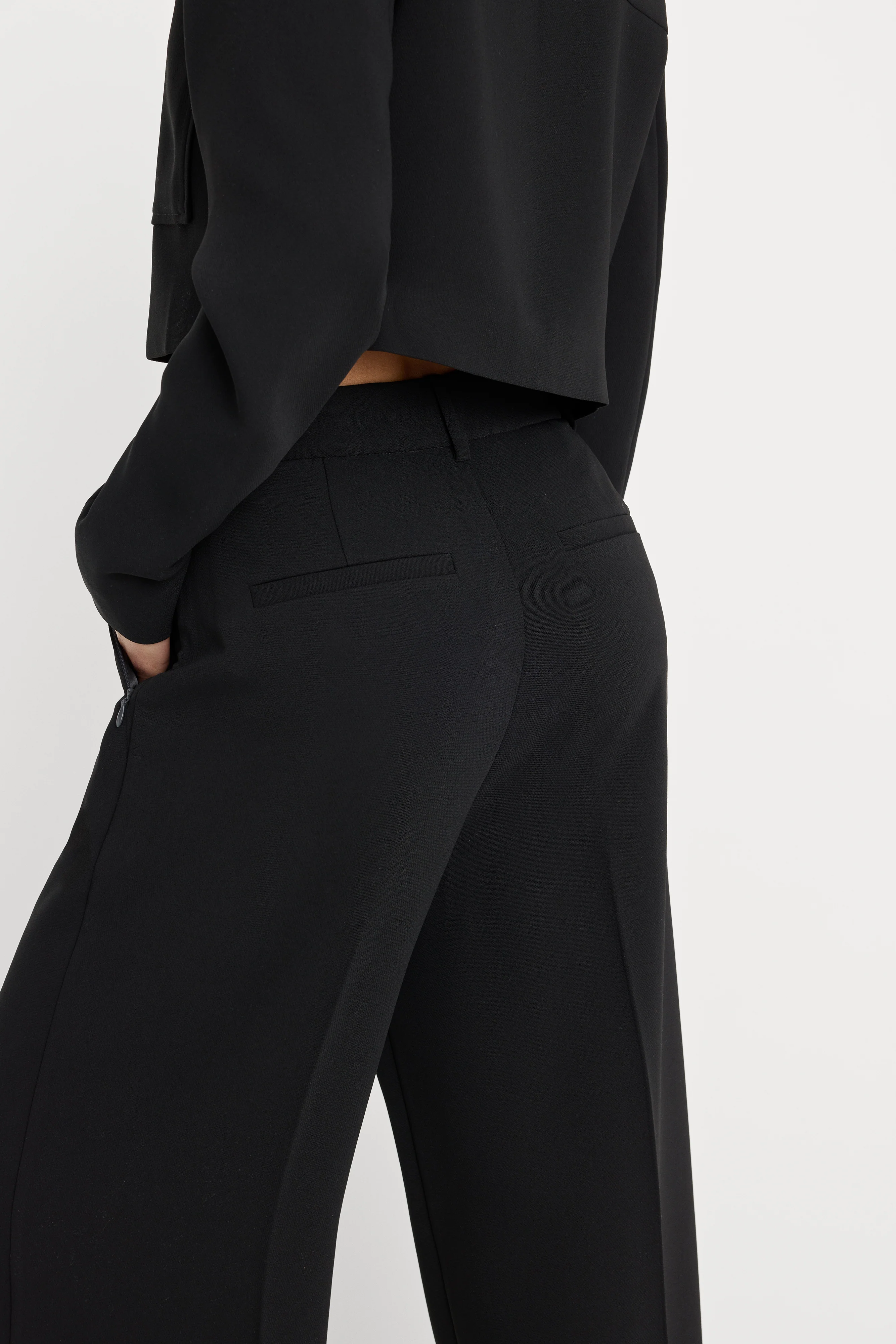 LUXE SUITING HIGH-RISE CROPPED WIDE LEG TROUSER | BLACK001 - Image 4