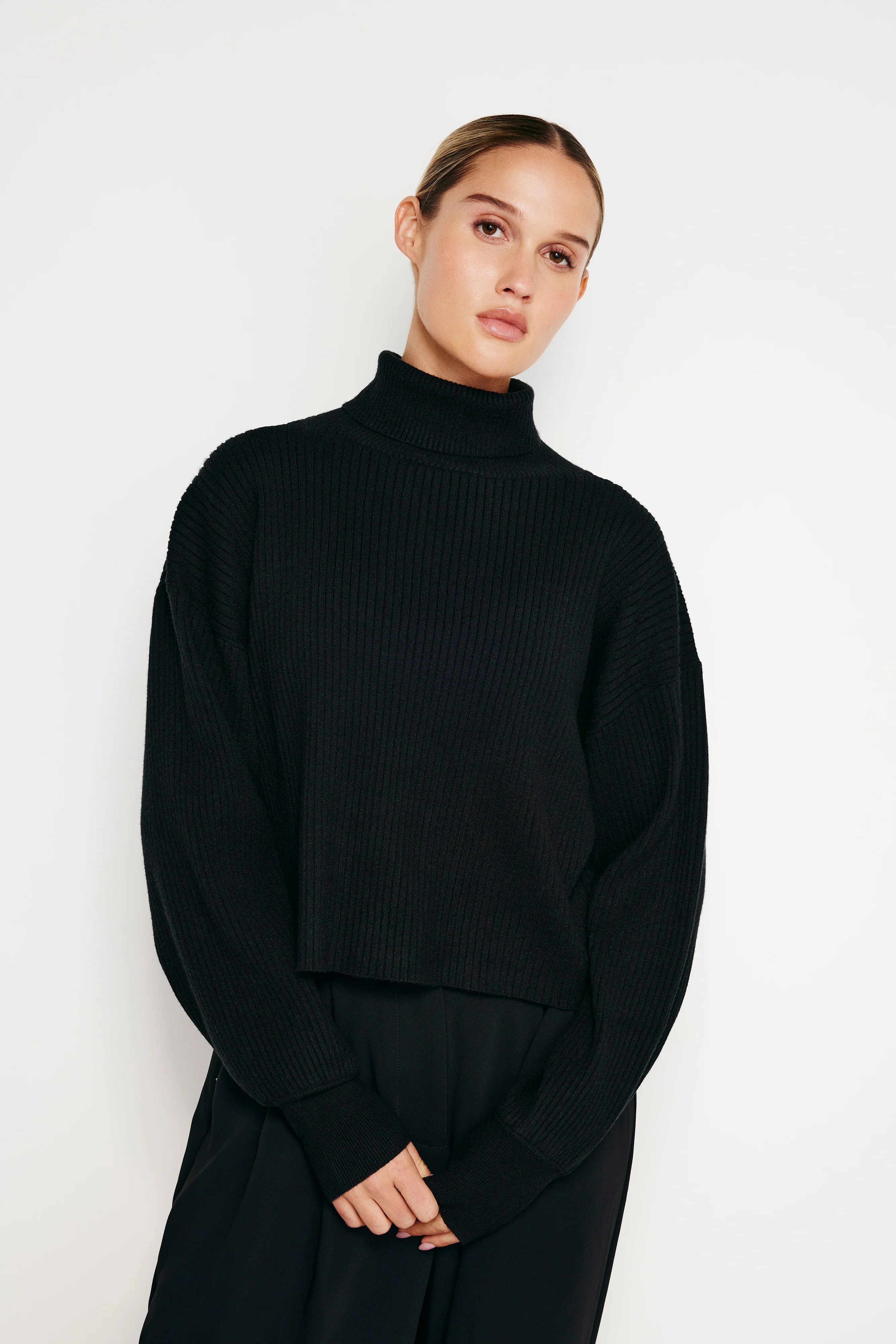 RIB MOCK NECK SWEATER | BLACK001 - Image 3