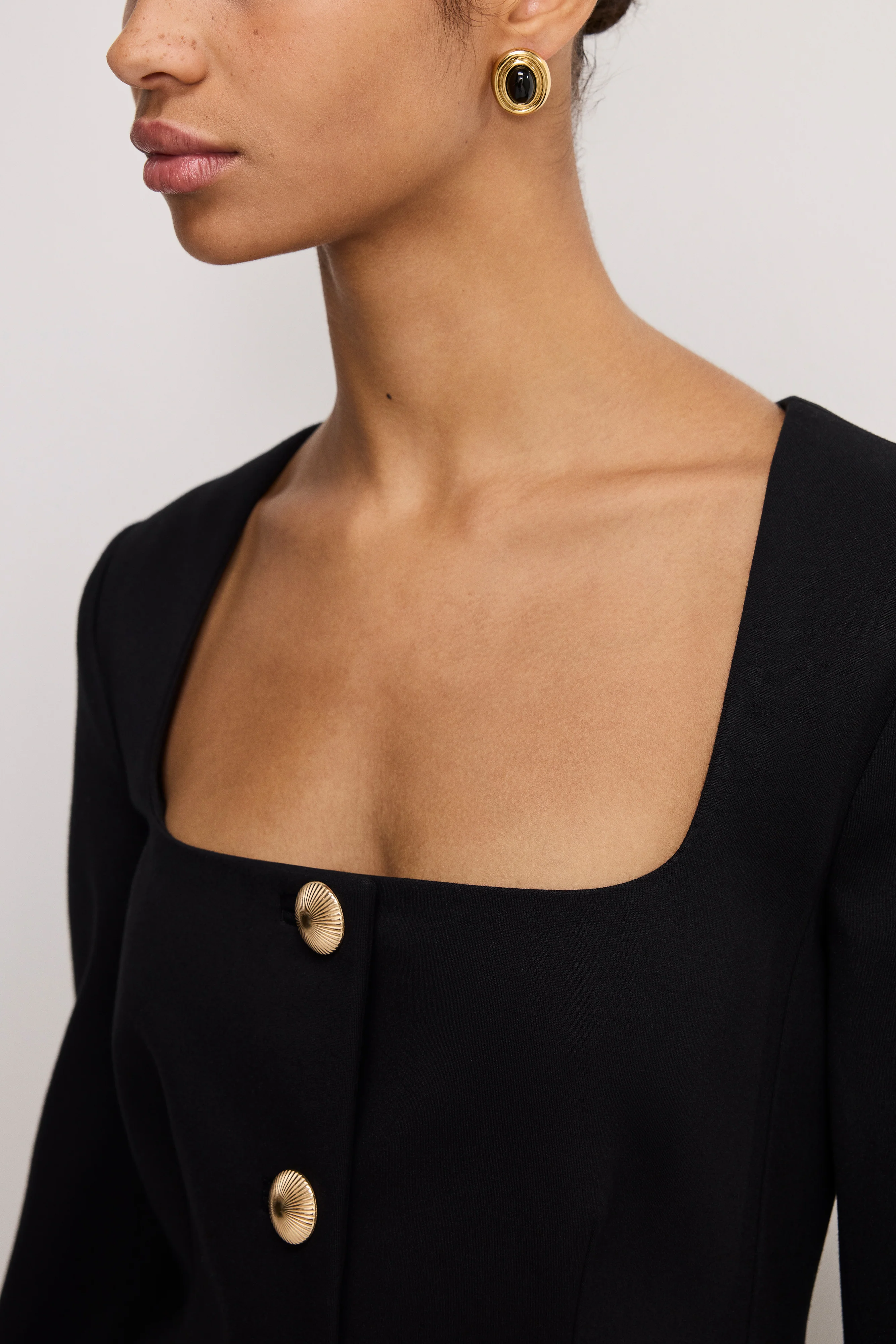 SOFT STRETCH PONTE SCULPTED BLAZER | BLACK001 - Image 4