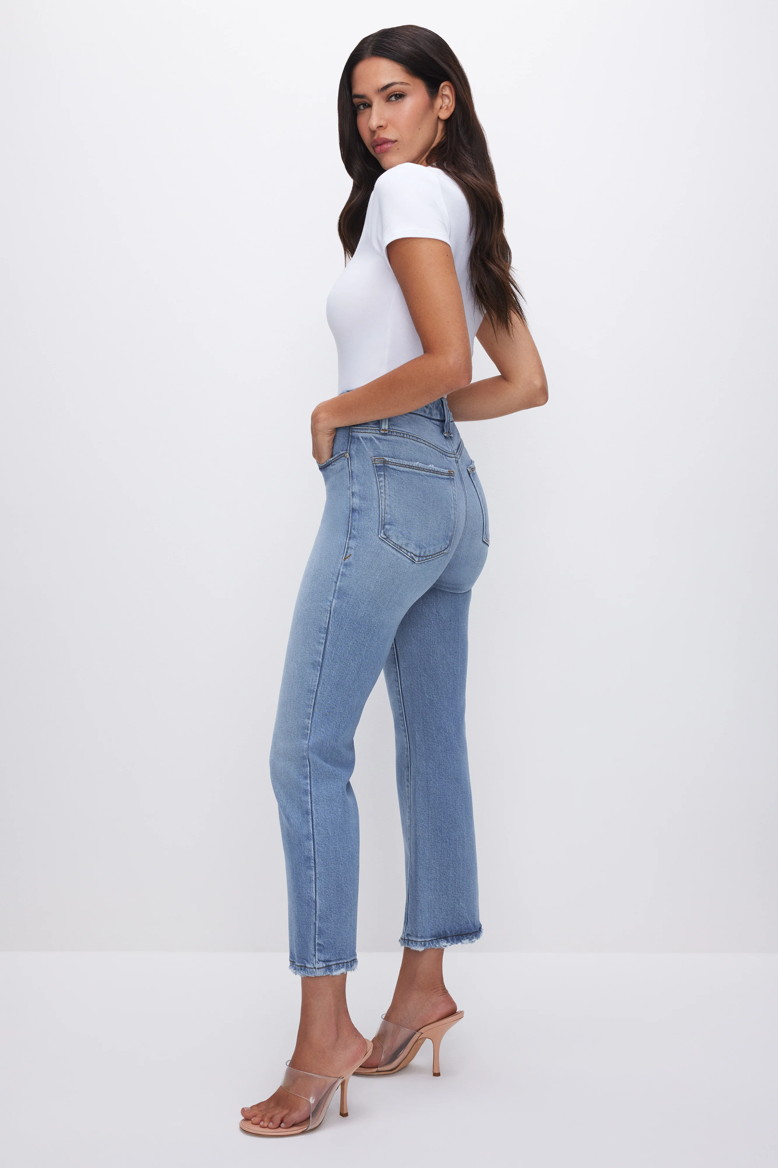 SOFT-TECH GOOD LEGS CROPPED MINI BOOT JEANS | INDIGO510 - Image 3