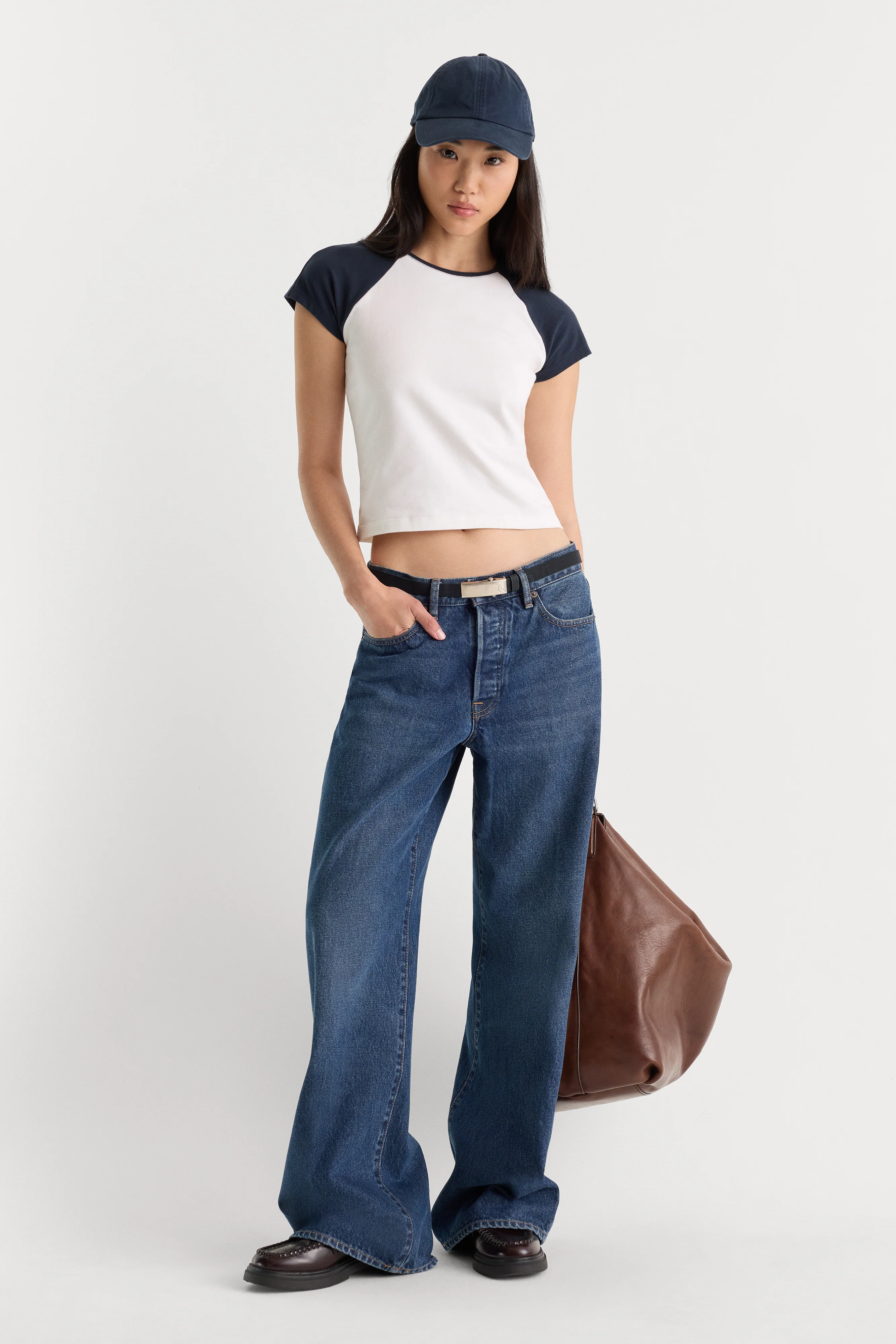 THE RAGLAN TEE | CHALK - Image 4